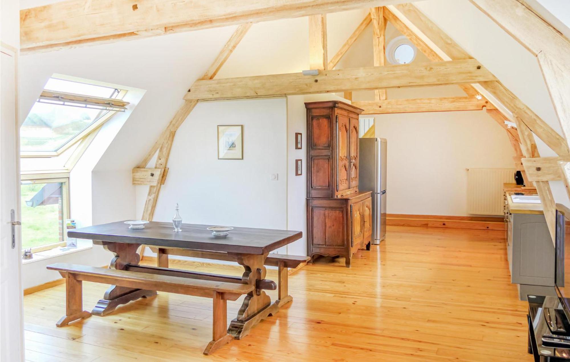2 Bedroom Amazing Apartment In Ponts Exterior photo